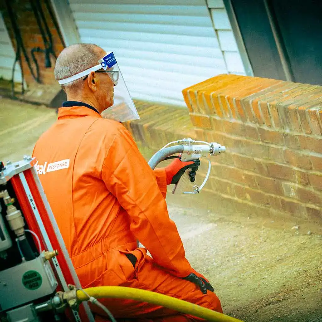 Cleaning delicate brickwork.