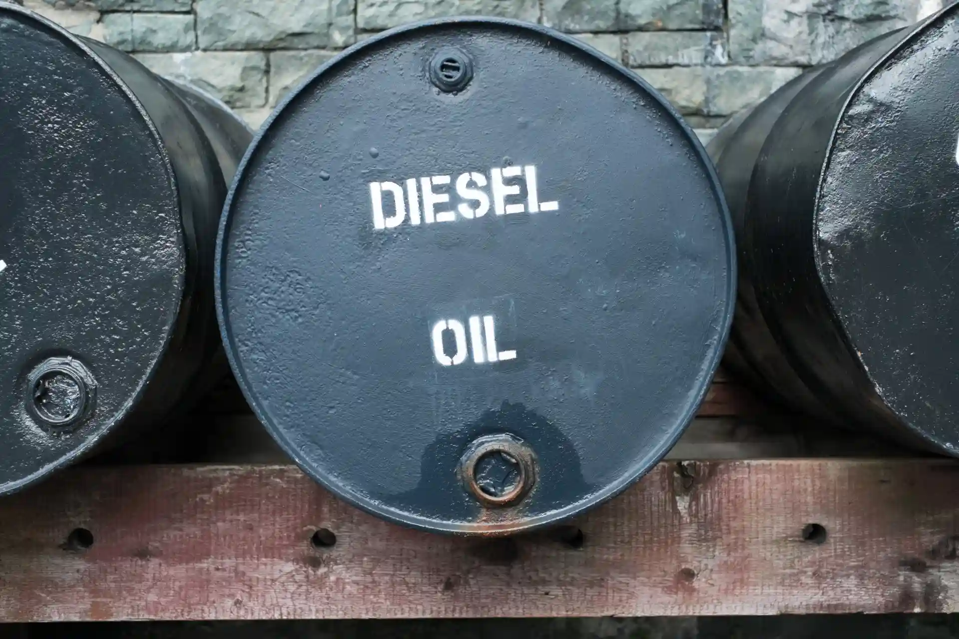 Diesel oil drum