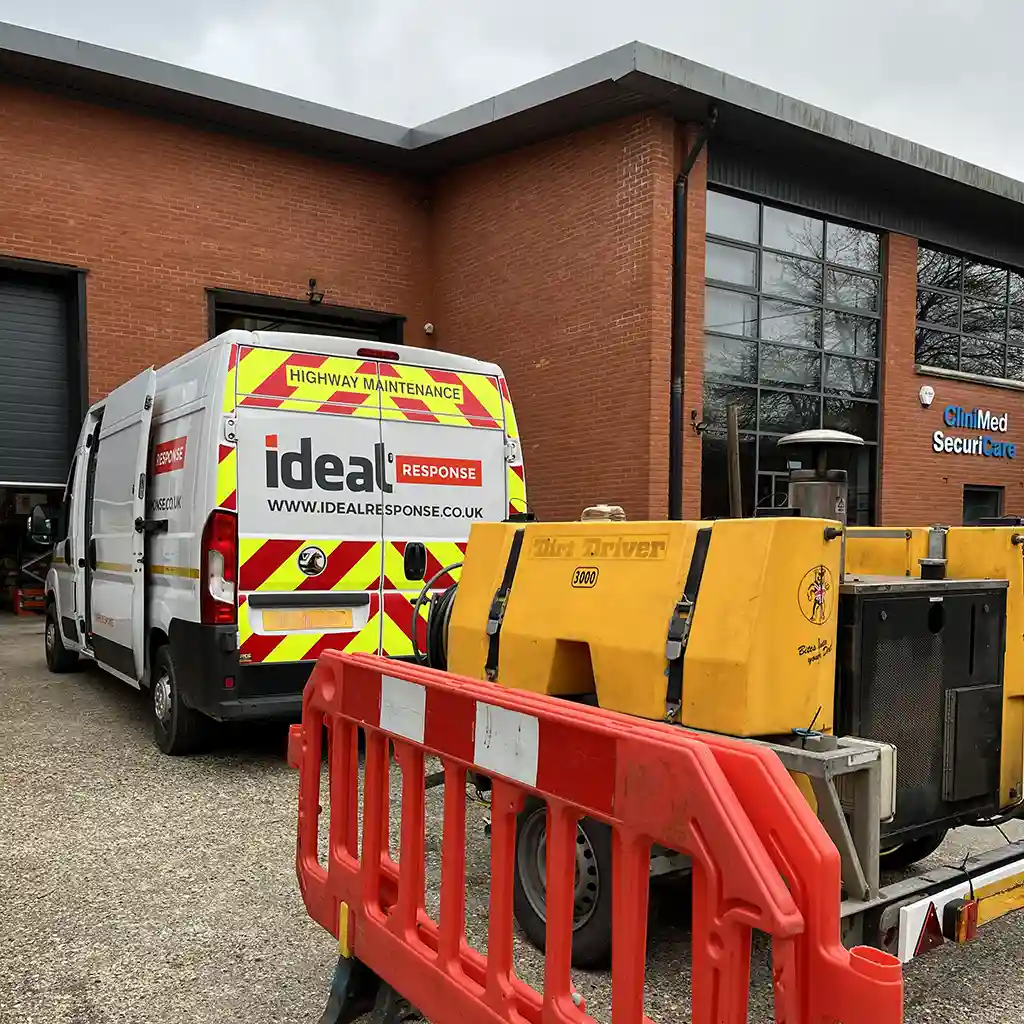 Ideal Response van and Dirt Driver.