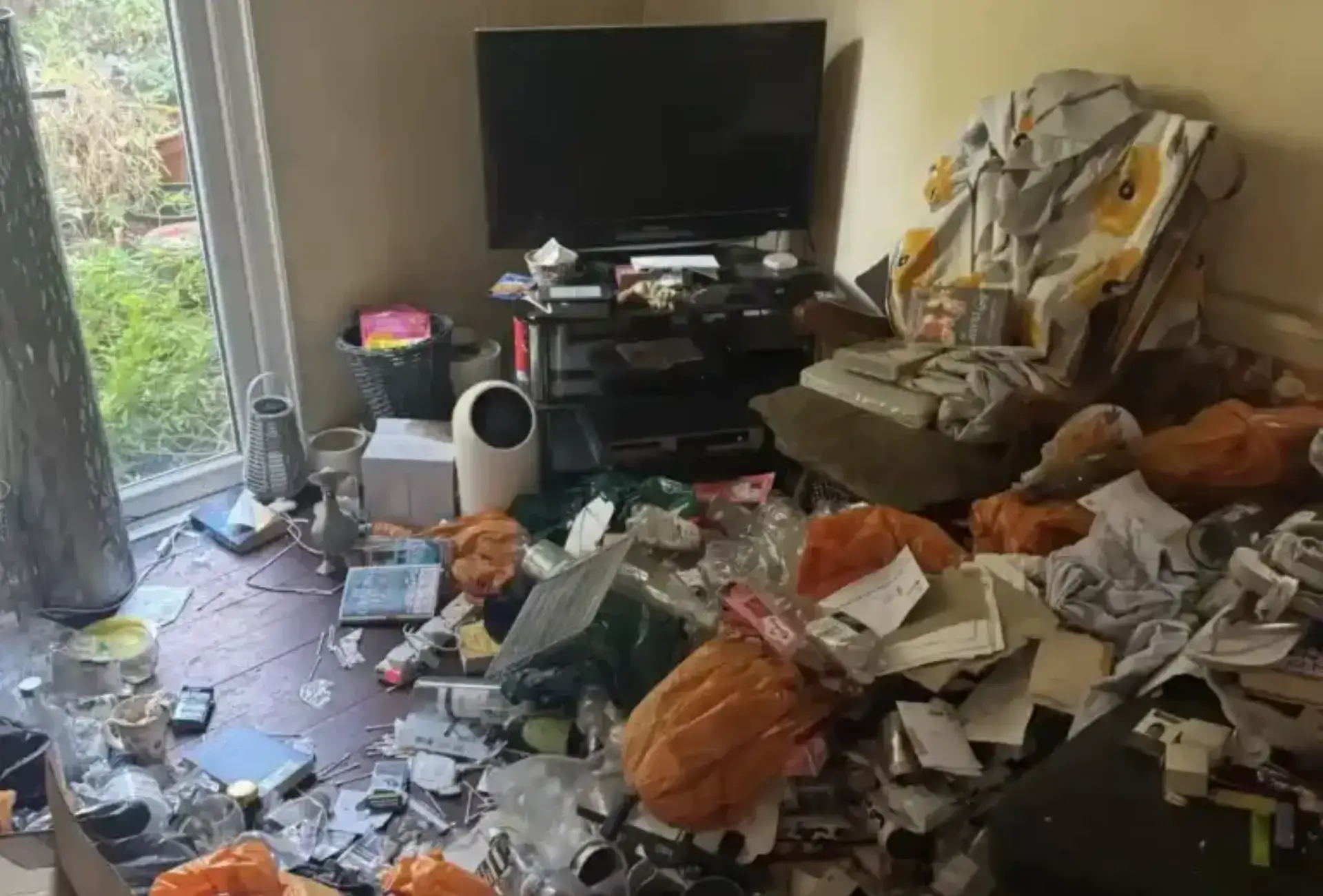 Scene of an undiscovered death and hoarded home